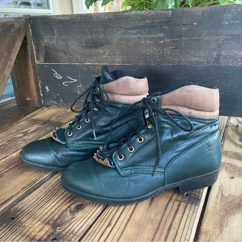 Laredo Boots Woman’s 9 Vintage Western Leather Boots blue & Brown Ankle Booties